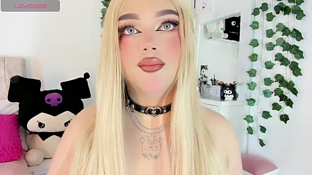 Snapshot of cattriona_muller chatting on July 14, 2026, 10:21 am cattriona muller online show from July 14, 2026, 10:21 am