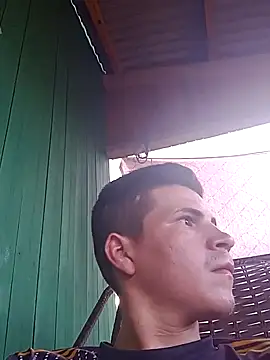 Snapshot of denca28 chatting on October 3, 2025, 8:39 pm denca28 online show from October 3, 2025, 8:39 pm