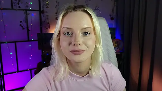 ImBonBon online show from February 3, 2026, 2:53 am