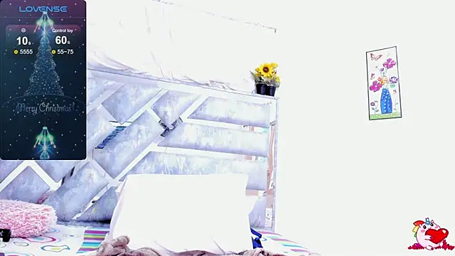 RoxannaBlanche online show from December 20, 2024, 2:05 pm