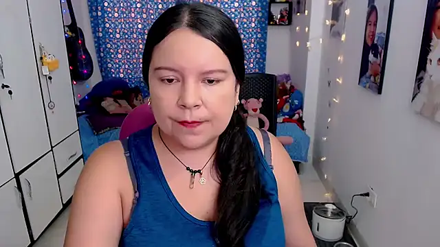 claryssa  online show from September 14, 2025, 8:19 pm
