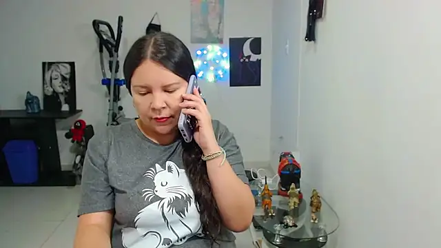 Snapshot of claryssa_ chatting on May 31, 2026, 4:09 am claryssa online show from May 31, 2026, 4:09 am
