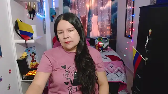 Snapshot of claryssa_ chatting on July 14, 2026, 10:37 pm claryssa online show from July 14, 2026, 10:37 pm