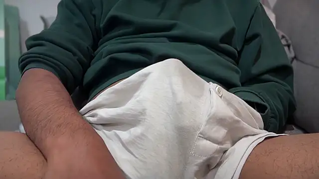 Snapshot of iambored91 chatting on November 16, 2025, 9:09 pm iambored91 online show from November 16, 2025, 9:09 pm