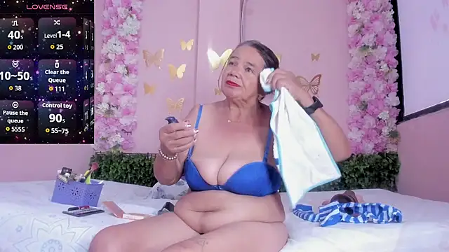 grandmother milf online show from May 29, 2026, 12:58 pm