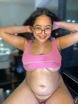 CurlyGirl 1 online show from December 1, 2024, 4:29 pm