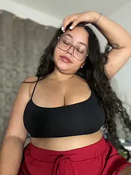 CurlyGirl 1 online show from January 6, 2026, 2:59 am