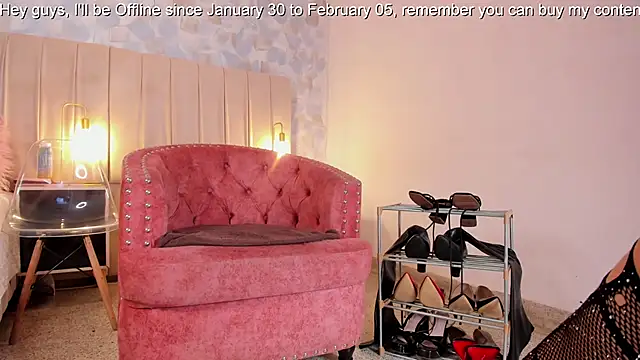 samara smithh online show from January 24, 2025, 11:48 am