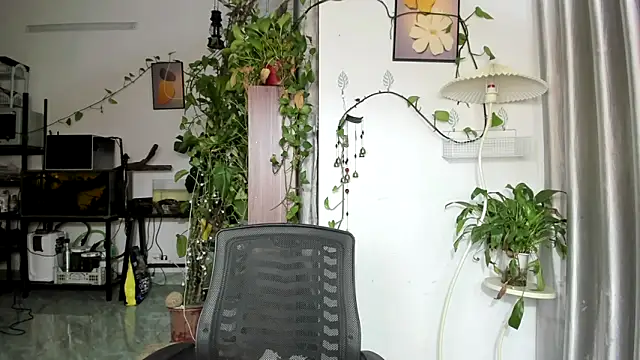 Snapshot of Oliver_Nl chatting on July 19, 2026, 5:00 am Oliver Nl online show from July 19, 2026, 5:00 am