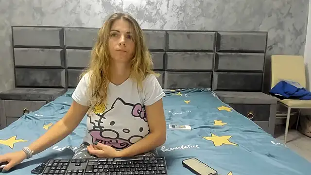 Hottalicia2 online show from October 20, 2025, 7:47 pm