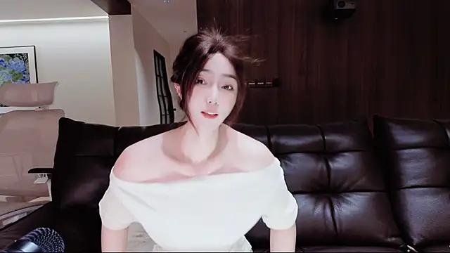 -Aricia- online show from February 12, 2026, 2:12 pm