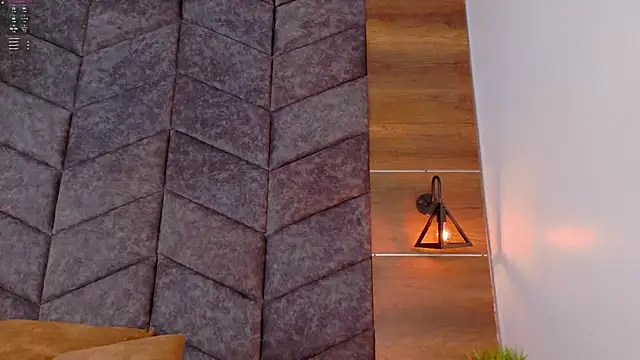 CristalCornner  online show from December 7, 2024, 9:22 pm