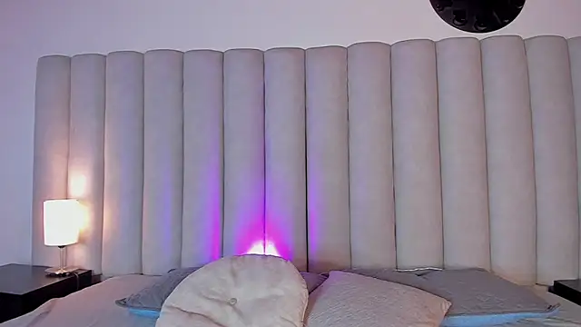 CristalCornner  online show from December 12, 2024, 2:59 am