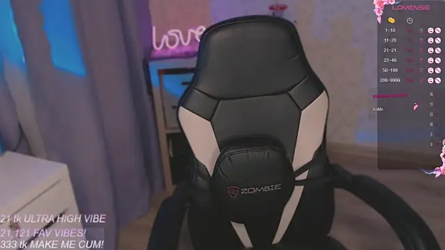 VeronaAura online show from November 7, 2025, 12:54 am