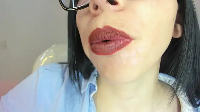 Snapshot of Katty_mouth chatting on February 18, 2026, 5:31 pm Katty mouth online show from February 18, 2026, 5:31 pm