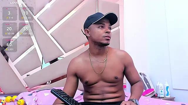 Snapshot of you_and_i9 chatting on February 23, 2025, 1:42 pm you and i9 online show from February 23, 2025, 1:42 pm