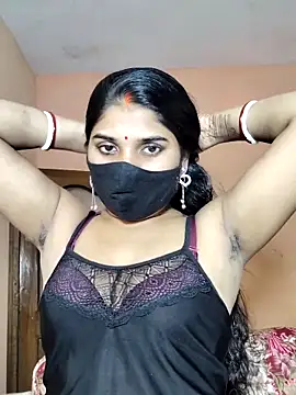 Luv Adite20 online show from October 31, 2025, 3:35 pm