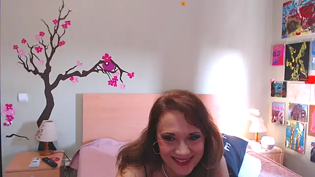 Snapshot of genialwomen chatting on January 27, 2025, 10:06 am genialwomen online show from January 27, 2025, 10:06 am