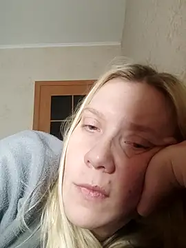 Snapshot of LeraSweet chatting on November 2, 2025, 8:11 pm LeraSweet online show from November 2, 2025, 8:11 pm