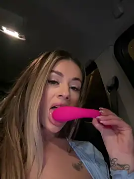 Snapshot of IsabellaEtthan chatting on February 4, 2025, 11:59 pm IsabellaEtthan online show from February 4, 2025, 11:59 pm