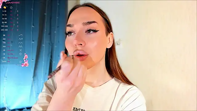 chups girl online show from February 17, 2026, 7:42 pm