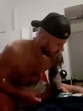 eltoulou online show from February 1, 2025, 2:37 am