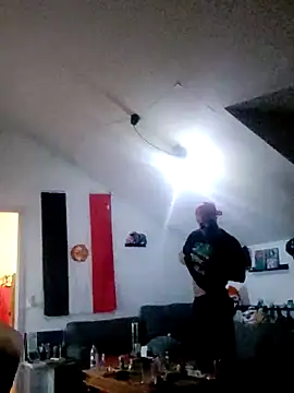 eltoulou online show from February 5, 2025, 8:46 pm