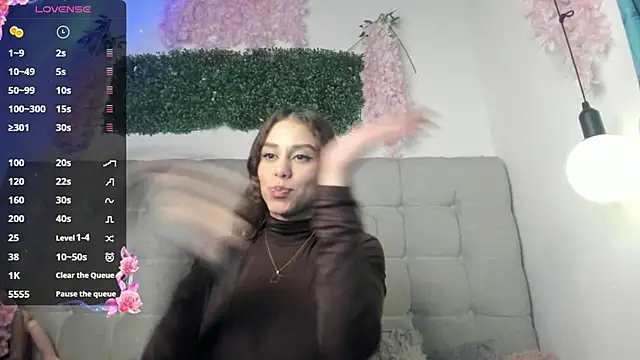 Snapshot of misticasexy chatting on February 6, 2025, 3:37 am misticasexy online show from February 6, 2025, 3:37 am