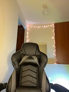 gretta kler1 online show from December 11, 2024, 11:10 pm