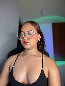 gretta kler1 online show from February 21, 2025, 2:17 am