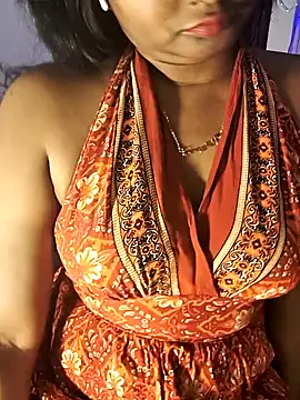 FANTASY QUEEN 07 online show from March 8, 2025, 6:05 pm