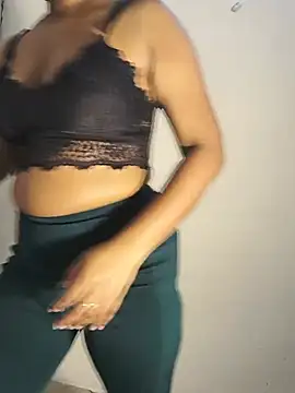 FANTASY QUEEN 07 online show from July 7, 2026, 2:25 am