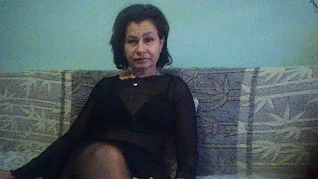 Snapshot of Mat_Elenore chatting on December 7, 2024, 6:43 am Mat Elenore online show from December 7, 2024, 6:43 am