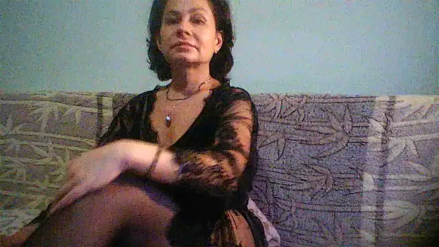 Snapshot of Mat_Elenore chatting on December 25, 2024, 12:26 pm Mat Elenore online show from December 25, 2024, 12:26 pm
