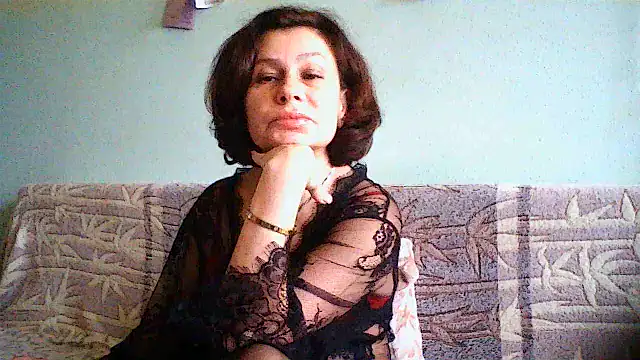 Snapshot of Mat_Elenore chatting on February 4, 2025, 7:29 am Mat Elenore online show from February 4, 2025, 7:29 am