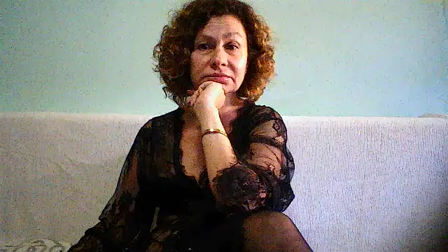 Mat Elenore online show from September 29, 2025, 8:08 am