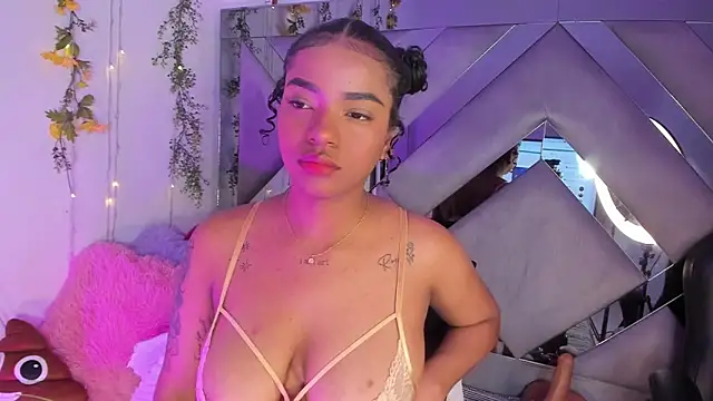 Iris hott1 online show from March 8, 2025, 12:11 am