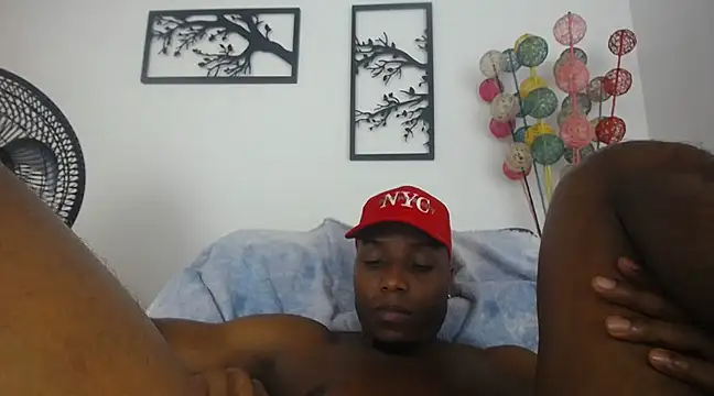 bigcock latin1 online show from February 8, 2025, 4:57 am