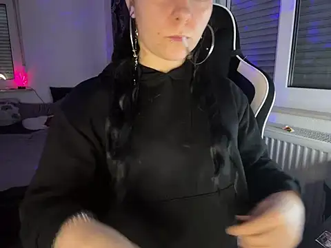 Snapshot of kinkygirl420x chatting on January 20, 2025, 9:01 pm kinkygirl420x online show from January 20, 2025, 9:01 pm