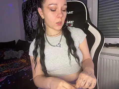 Snapshot of kinkygirl420x chatting on January 30, 2025, 9:04 pm kinkygirl420x online show from January 30, 2025, 9:04 pm