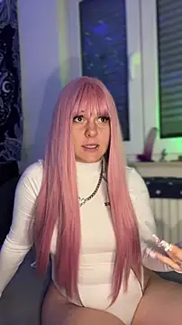 Snapshot of kinkygirl420x chatting on October 23, 2025, 9:35 pm kinkygirl420x online show from October 23, 2025, 9:35 pm