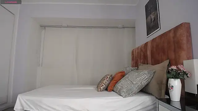 Snapshot of genesis_moretz chatting on December 12, 2024, 3:21 am genesis moretz online show from December 12, 2024, 3:21 am