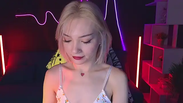 SandraBoyl online show from January 22, 2025, 1:20 am