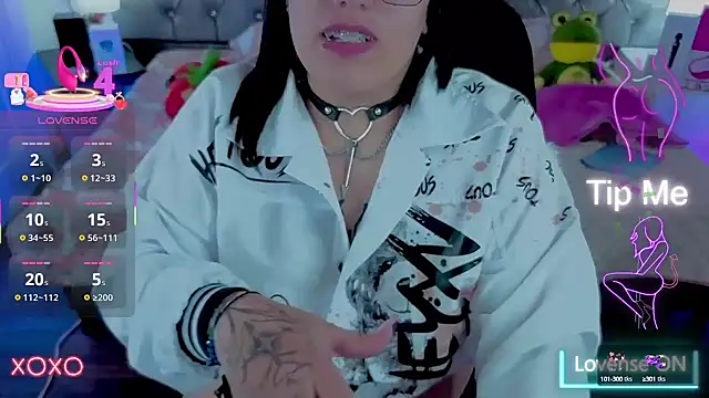 NatalieHarris online show from September 26, 2025, 12:25 am