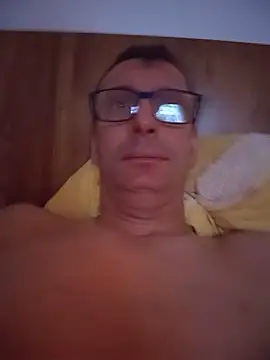 Snapshot of Anastasio33 chatting on July 11, 2026, 9:34 am Anastasio33 online show from July 11, 2026, 9:34 am