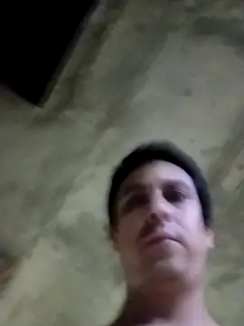 Rejy1992 online show from November 22, 2025, 11:37 pm