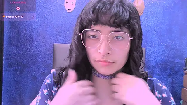 Snapshot of NinaYellow chatting on October 23, 2025, 3:44 pm NinaYellow online show from October 23, 2025, 3:44 pm