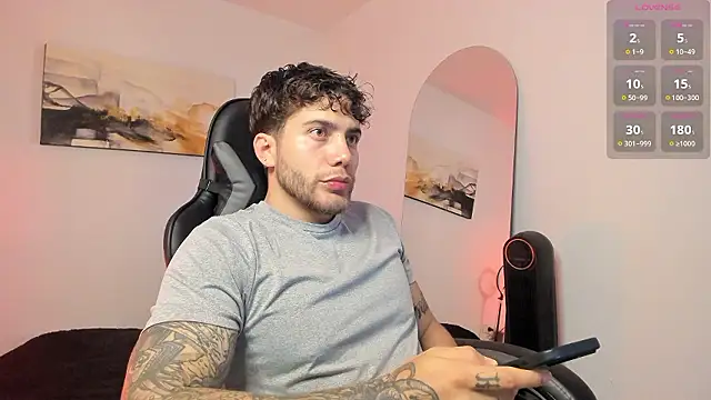 LucianSinclair online show from December 3, 2024, 12:02 am