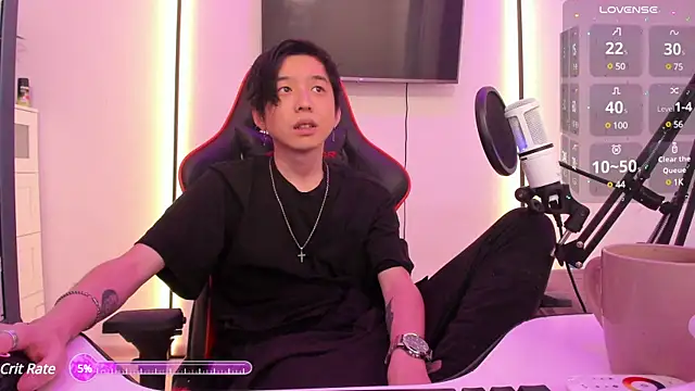 wexlee7 online show from January 8, 2025, 10:59 am