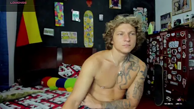 Tom Krakow online show from October 17, 2025, 3:03 pm